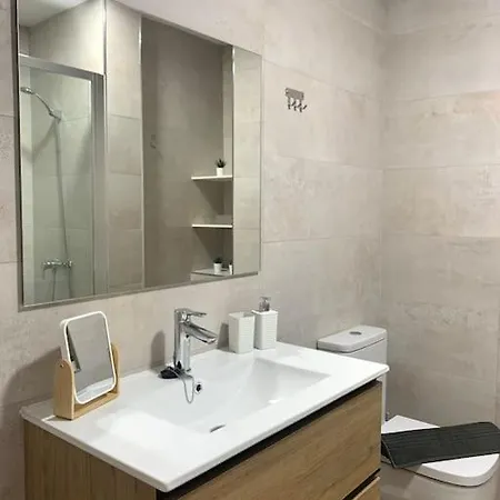 Daire Playa Cerca, Wifi Gratis - Centrico Y Renovado Guía de Isora